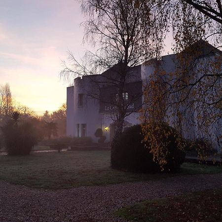 Logis Hotel La Croix Du Sud Le Tour-du-Parc Экстерьер фото